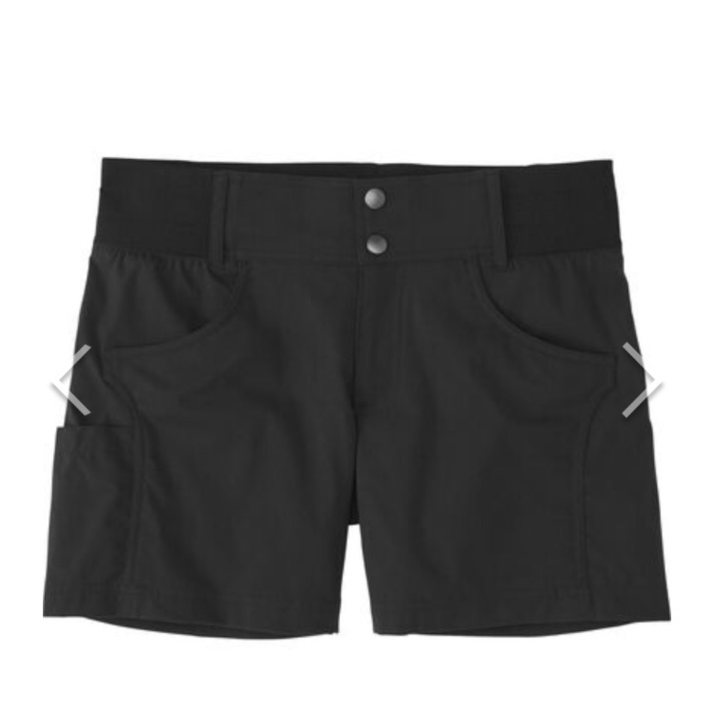 Title Nine Carbon Black 5” Clamber Short Size 2.